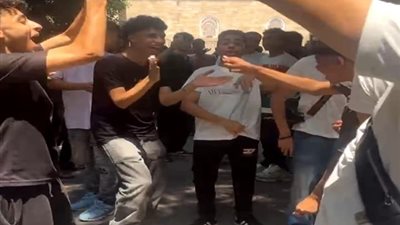 افراح واغان امام اللجان فى اخر ايام امتحانات الثانوية بكفرالشيخ