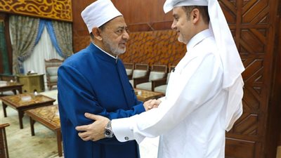 شيخ الأزهر يستقبل سفير قطر ويناقشان سُبُل تعزيز العلاقات
