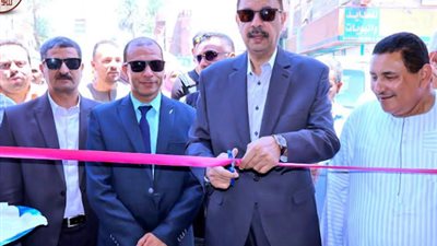 محافظ سوهاج يفتتح سوق اليوم الواحد بمدينة جهينة
