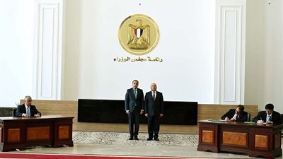 رئيس الوزراء يشهد توقيع عقد تطوير أرض صناعية بالسخنة