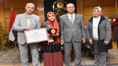 أبطال التحدي في جامعة أسيوط. هدير وهايدي عبد الصبور: توأم النور