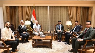 وزير الشباب يلتقي الممثل لصندوق الأمم المتحدة للسكان في مصر