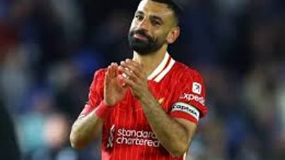 ليس كلوب.. محمد صلاح: هذا هو المدرب الأقرب إلى قلبي
