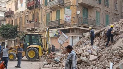 مسئولو حي شبرا: أرسلنا إنذار بالإخلاء للسكان ولم ينفذوا