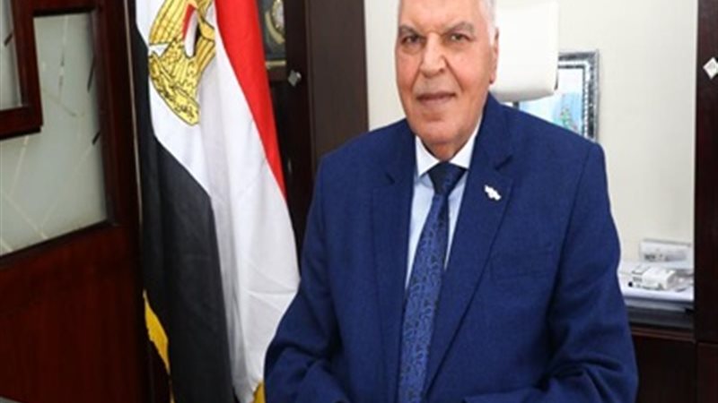 خلف الزناتي نقيب