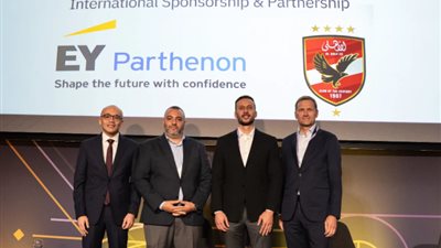 الأهلي يعلن عن التعاقد مع شركة عالمية للتسويق الدولي