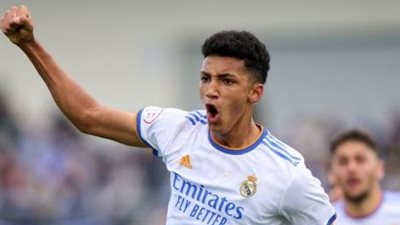 ريال مدريد يعلن رسمياً انتقال لاعبه إلى إلتشى