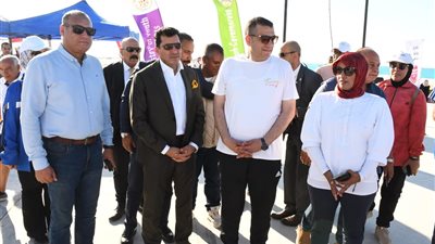 وزير الشباب يشهد انطلاق فعاليات الموسم الرياضي بالعلمين