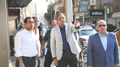 محافظ قنا يتفقد أعمال تطوير ميدان المحطة