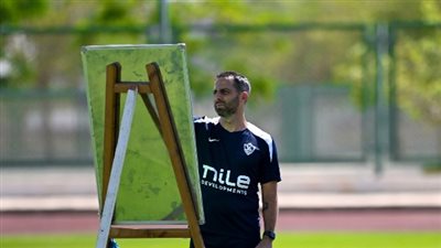 كواليس محاضرة فيريرا الفنية من لاعبي الزمالك خلال المران