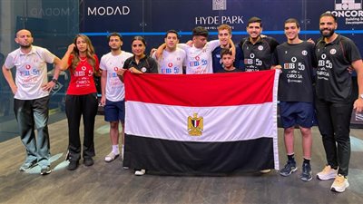 منتخب مصر للناشئين يتوج ببطولة العالم للإسكواش