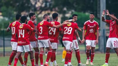الأهلي يحسم مصير رحيل 4 لاعبين قبل انتهاء فترة القيد