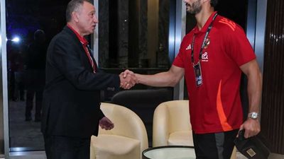 الشناوي اشتكى من الهجوم عليه.. شاهد سيف زاهر يكشف رد فعل الخطيب