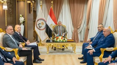 وزير الإنتاج الحربي يناقش مع سفير بلغاريا بالقاهرة سبل التعاون المشترك