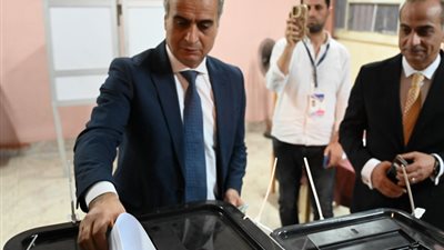 رئيس جهاز حماية المستهلك يُدلي بصوته