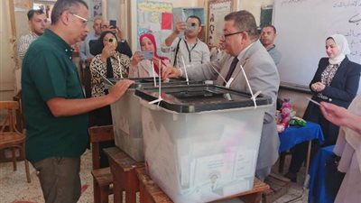 عميد حقوق أسيوط: انزل.. شارك.. اختار.. لا تبخل بصوتك على بلدك