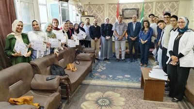 مدير تعليم المنيا يتابع امتحانات الدور الثاني للشهاده الاعداديه