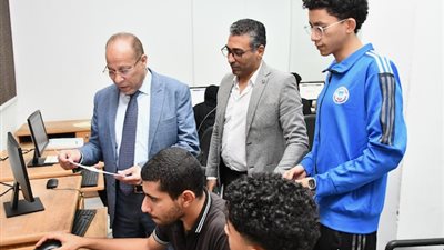 275طالبًا يسجلون رغباتهم في تنسيق المرحلةالثانيةبجامعة قناةالسويس