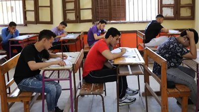 انطلاق امتحانات الدبلومات الفنية 2025 الدور الثانى غدا