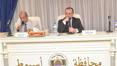أسيوط تفتح أبوابها للاقتصاد وتعلن: الأولوية للشباب