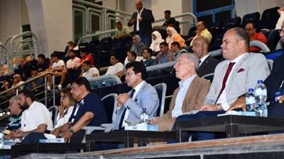 وزير الرياضة يدعم منتخب الناشئين أمام الدنمارك في مونديال اليد