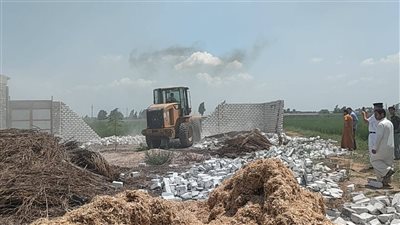 تنفيذ إزالة لعدد(10)حالات بإجمالي مساحه(1350)م خلال المرحلةالاولي