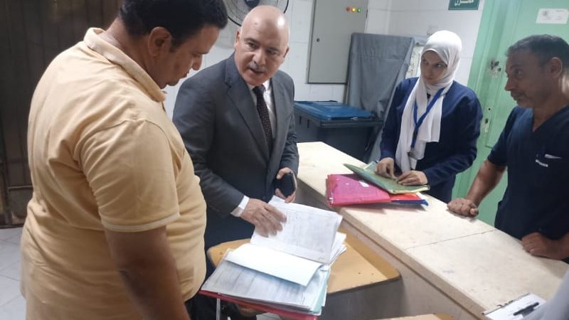 الاستاذ الدكتور أسامه