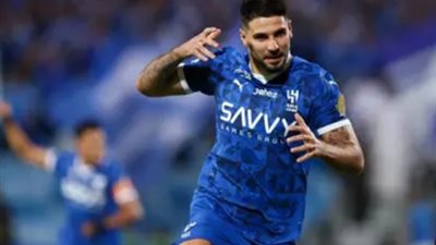 ميتروفيتش خارج حسابات الهلال امام الرياض في افتتاح الدورى السعودى