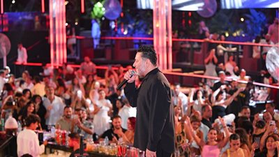زياد برجي يتألق بسهرة طربية في العلمين الجديدة بحضور بشرى ورنا سماحة والمشاهير
