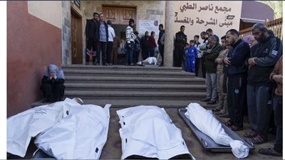 الجوع يواصل حصد الأرواح 300 شهيد.. أغلبهم أطفال