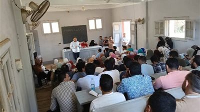 تدريب ١٠٠ صيدلي بإدارة إهناسيا على خطة النهوض بالمنظومة الصحية