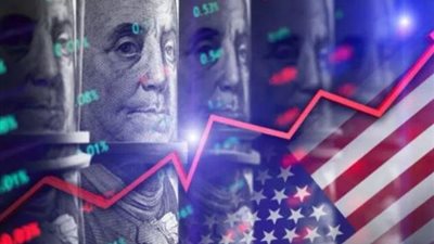 تراجع ثقة المستهلكين الأميركيين في أغسطس