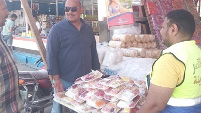 مرافق الأقصر تواصل حملاتها لرفع الإشغالات بمنطقة شرق السكة الحديد