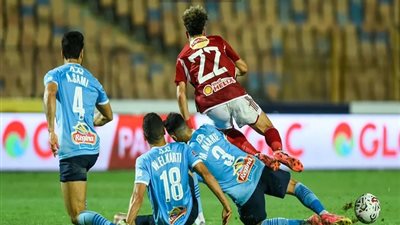 الأهلي وبيراميدز.. قمة نارية الليلة في الدوري المصري