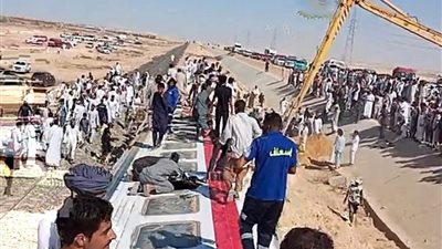 محافظ مطروح يتحرك على الفور لمتابعة حادث انقلاب قطارزاوية العوام