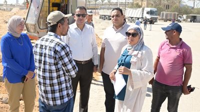 رئيس جهاز العاشر من رمضان يكشف عن طفرة شاملة فى المنطقة الصناعية.. صور