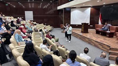 تدريب العاملين في مجمع الإسماعيلية الطبي على مكافحة العدوى..صور