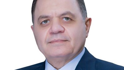 وزير الداخلية يهنئ الرئيس السيسى بذكرى المولد النبوي الشريف