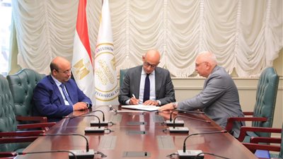 وزير التعليم يعتمد نتيجة الدبلومات الفنية دورثان بنسبة 89.88%