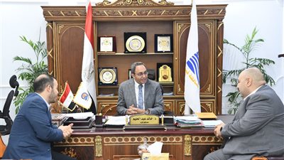 محافظ قنا يبحث مع وفد شفاءالأورمان تعزيزالتعاون لخدمةمرضي الاورام