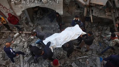 يوم دموي جديد.. إسرائيل تدفع بدبابات داخل مدينة غزة وتفجر مركبات ملغومة
