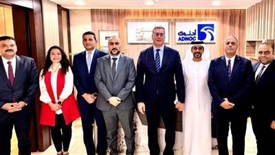 وزير البترول يتفقد مقر شركة إنبي في أبوظبي
