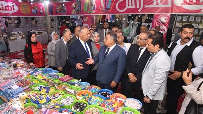 محافظ الدقهلية يفتتح معرض 