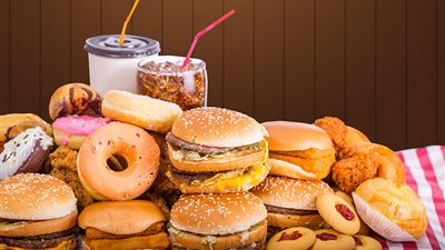 احذر هذا المكون الشائع.. يرفع ضغط الدم دون أن تشعر