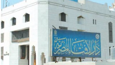 استخدام لفظ الطلاق على سبيل التهديد لا يقع .. وعليه كفارة يمين