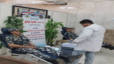 شارك فيها الضباط والافراد..حملة للتبرع بالدم بمديرية أمن القاهرة