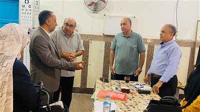 مدير صحة شمال سيناء يتفقد المجلس الطبي بالعريش ويلتقي الأهالي