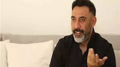 عمرو مصطفى: أي عقد مكتوب فيه لمدة الحماية القانونية يعتبر باطلًا