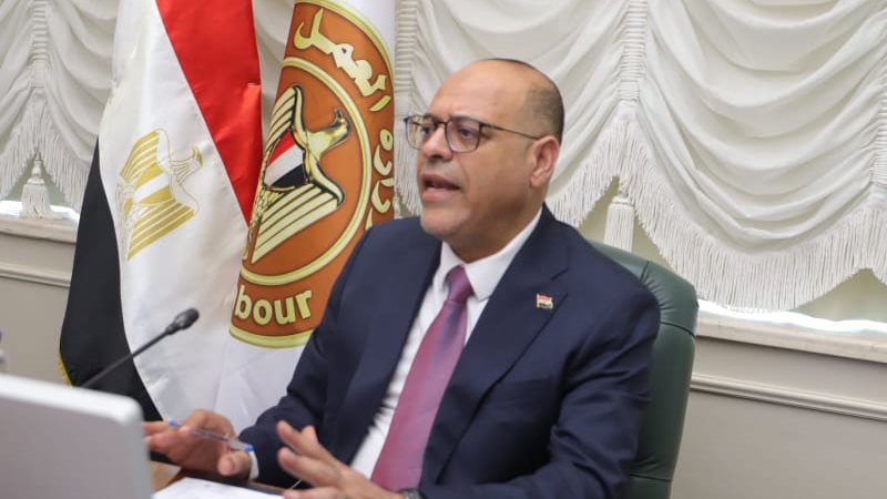وزير العمل محمد جبران