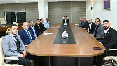 وزير الرياضة يستقبل مجلس إدارة مركز التنمية الشبابية الشيخ زايد الجديد